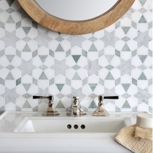 Carrara polished and Thassos honed marbles mosaic bathroom tile photo
