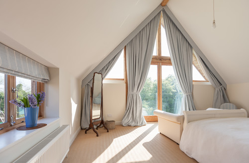 Curtains that Puddle: