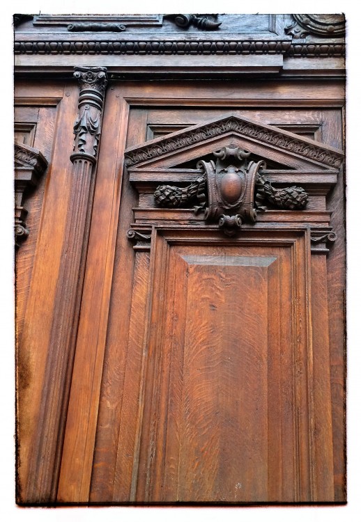 doors of Paris