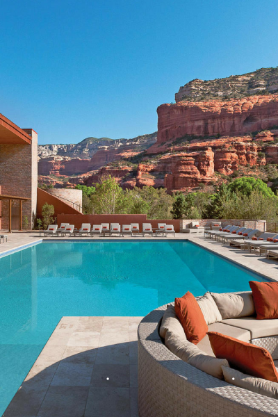 Take a Dip at These Hotels with Amazing Pools | Hadley Court