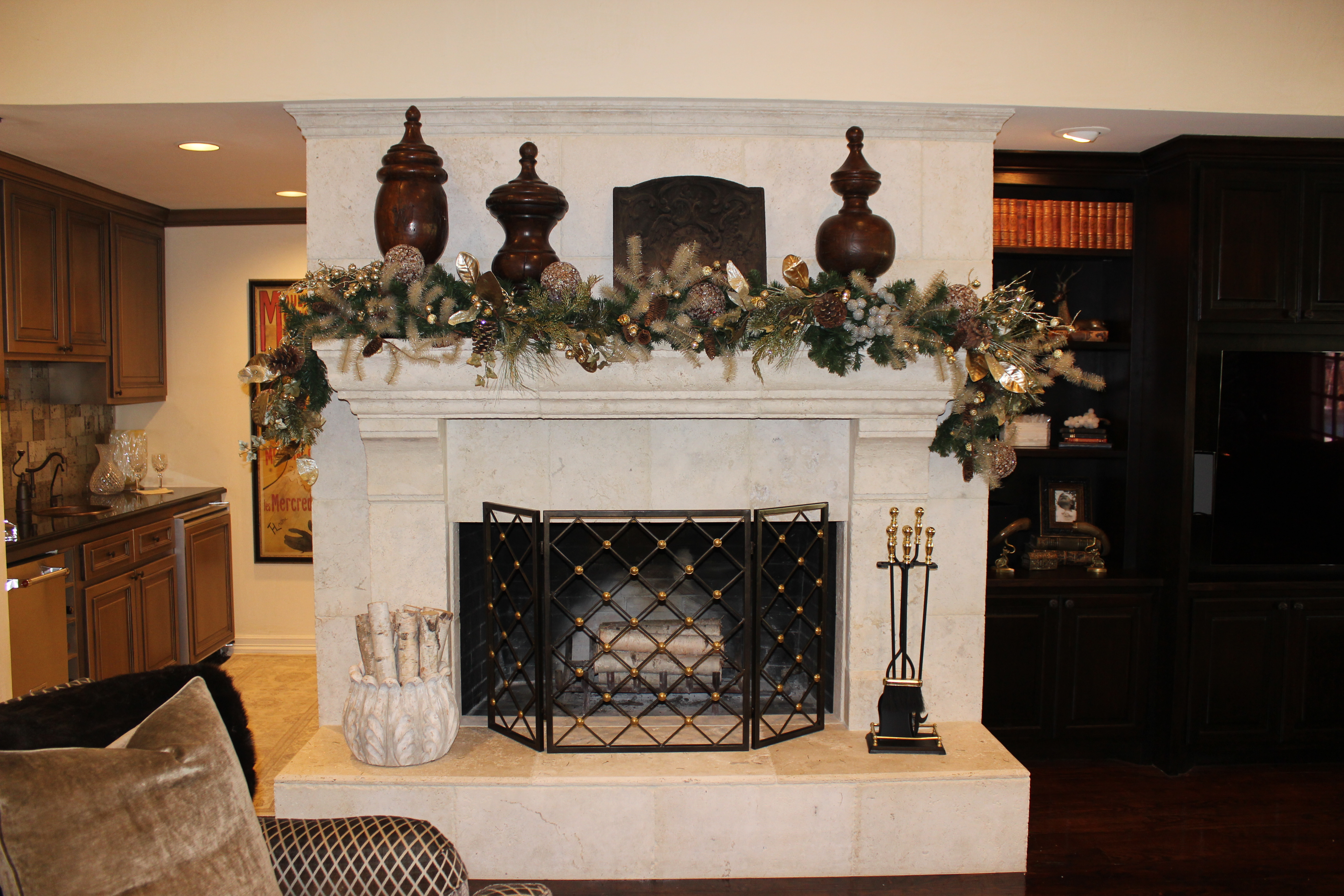 Christmas decorating - Fireplace