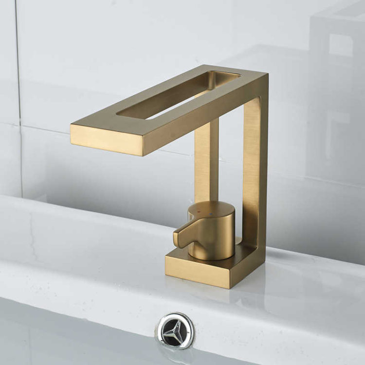 8 Gold Hardware Ideas for Kitchens and Baths Hadley
